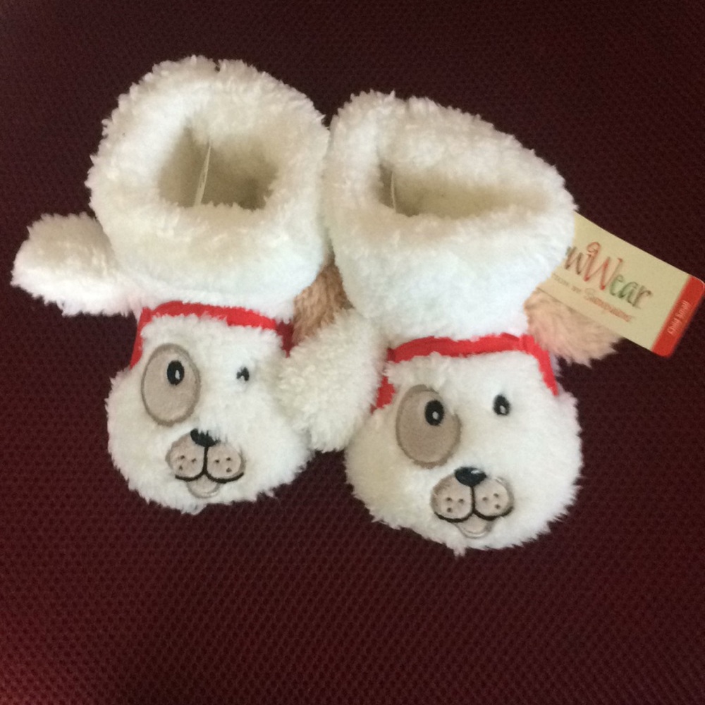 Puppy Slippers NWT Child Sz Sm 7-8